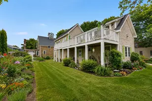 9 Crescent Ave, Kennebunkport, ME 04046 - Photo 4