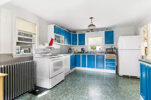 10 Frederick St, Rockland, ME 04841 - Photo 8