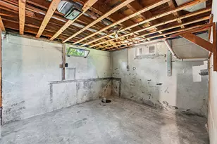 137 Pleasant St, Eliot, ME 03903 - Photo 28