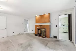 137 Pleasant St, Eliot, ME 03903 - Photo 12