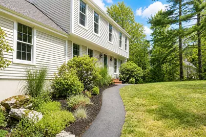 337 Oakwood Drive, Yarmouth, ME 04096 - Photo 4