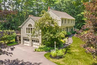 337 Oakwood Drive, Yarmouth, ME 04096 - Photo 2