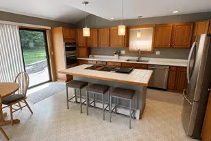 191 Park St, Orono, ME 04473 - Photo 10