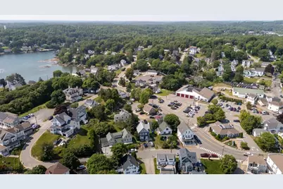 37 McKown Street, Boothbay Harbor, ME 04538 - Photo 10