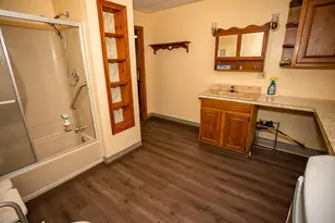 635-636 Waldo St, Rumford, ME 04276 - Photo 8