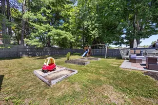 69 Boston St, South Portland, ME 04106 - Photo 32