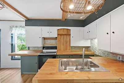 12 Upper Myrtle Street, Mechanic Falls, ME 04256 - Photo 18