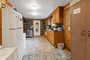 132 Washington St, Oakland, ME 04963 - Photo 8