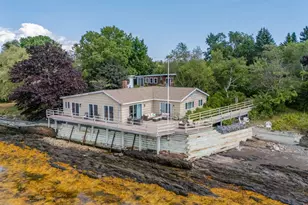 195 Beach Rd, Portland, ME 04019 - Photo 1
