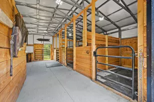 105 Shepherds Ln, Farmington, ME 04938 - Photo 10
