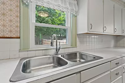 71 Stroudwater Street, Westbrook, ME 04092 - Photo 4