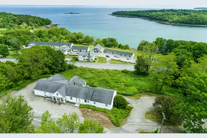 34 Old County Road, Rockport, ME 04856 - Photo 2
