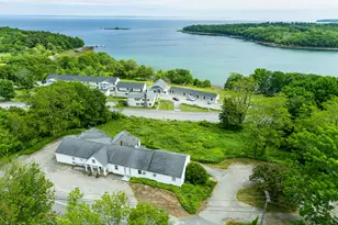 34 Old County Rd, Rockport, ME 04856 - Photo 2