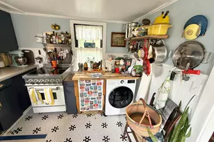 10 Brighton Ave, Vinalhaven, ME 04863 - Photo 6