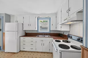 1 Staples St, Eliot, ME 03903 - Photo 14