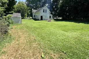 26 Mill St, Hartland, ME 04943 - Photo 10