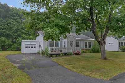 28 Moore Avenue, Brunswick, ME 04011 - Photo 2