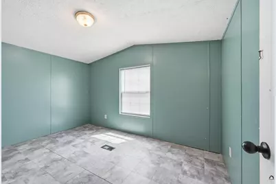 146 High Street #19, Oakland, ME 04963 - Photo 22