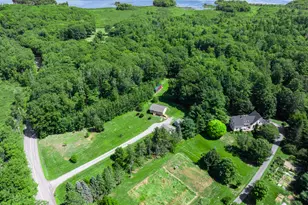 2461 Essex St, Orono, ME 04473 - Photo 18