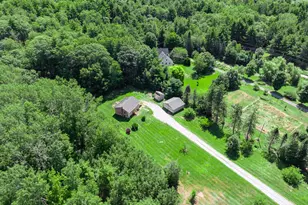 2461 Essex St, Orono, ME 04473 - Photo 14