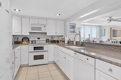 191 E Grand Avenue #701, Old Orchard Beach, ME 04064 - Photo 16