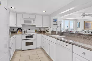 191 E Grand Ave, Old Orchard Beach, ME 04064 - Photo 16