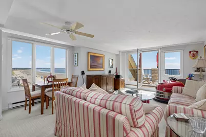 191 E Grand Avenue #701, Old Orchard Beach, ME 04064 - Photo 1