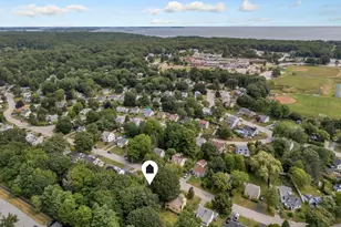 31 Longfellow Dr, Cape Elizabeth, ME 04107 - Photo 14