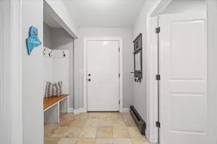 24 Orchard St, Scarborough, ME 04074 - Photo 4