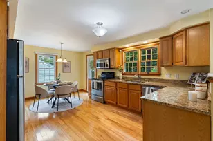9 Banks Brook Rd, Old Orchard Beach, ME 04064 - Photo 12
