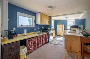12 Lake View St, Vinalhaven, ME 04863 - Photo 8
