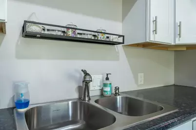 46 Broadview Avenue #46, Auburn, ME 04210 - Photo 8