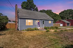 28 Rosewood Cir, Sanford, ME 04083 - Photo 1