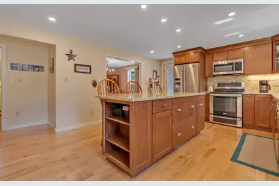 28 Rosewood Circle, Sanford, ME 04083 - Photo 8