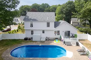 10 Aspen Dr, Saco, ME 04072 - Photo 1