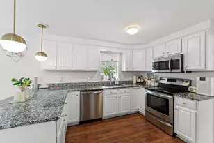 10 Aspen Dr, Saco, ME 04072 - Photo 18