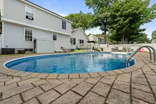 10 Aspen Dr, Saco, ME 04072 - Photo 4