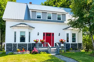 31 Spruce St, East Millinocket, ME 04430 - Photo 1