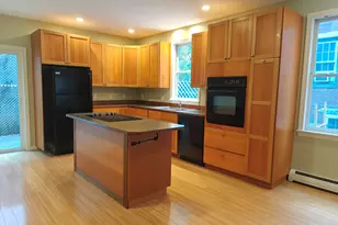 52 Maple St, Portland, ME 04101 - Photo 4