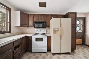 101 School St, Berwick, ME 03901 - Photo 6
