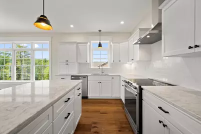 21 Galway Drive, Veazie, ME 04401 - Photo 8