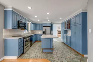 11 Upland Ave, Portland, ME 04103 - Photo 12