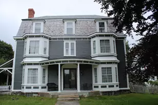 17 Boynton St, Eastport, ME 04631 - Photo 1