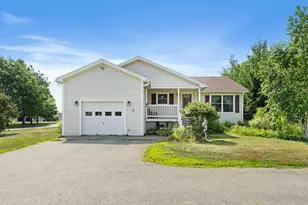 5 Cambridge Dr, Hermon, ME 04401 - Photo 2