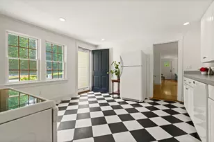 205 Center St, Nobleboro, ME 04555 - Photo 10