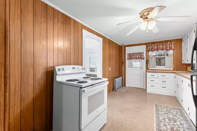 37 Daggett Street, Portland, ME 04103 - Photo 14