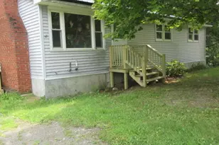 23 Warsaw Cir, Lincoln, ME 04457 - Photo 1