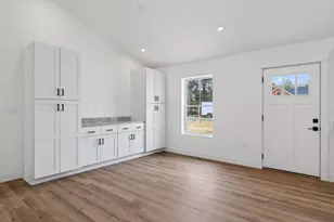 1 Sunrise Dr, Hallowell, ME 04347 - Photo 32