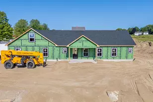 1 Sunrise Dr, Hallowell, ME 04347 - Photo 2