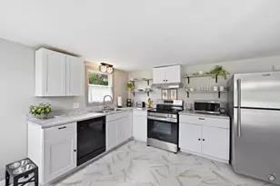 23 Beckett St, Lewiston, ME 04240 - Photo 8